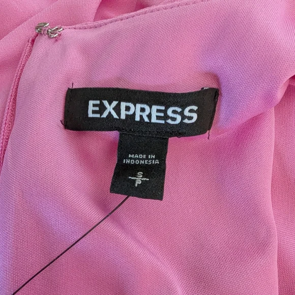 EXPRESS Pink Puff Sleeve Dress - Picture 9 of 10